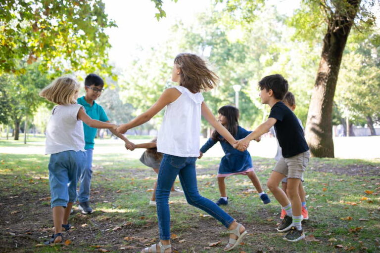 Creciendo sanos y felices con actividades al aire libre para niños